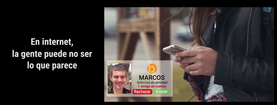 en internet hay gente que no es lo que parece no la a extorsión